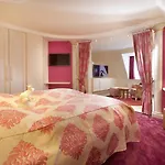シュロスクローネ 4*