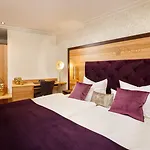 Hotel Schlosskrone 4*