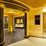 シュロスクローネ 4*