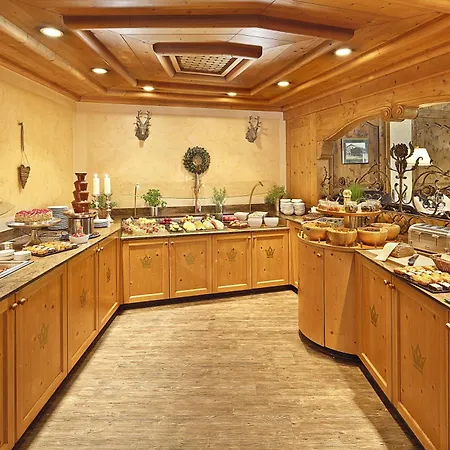 מלון Schlosskrone Füssen