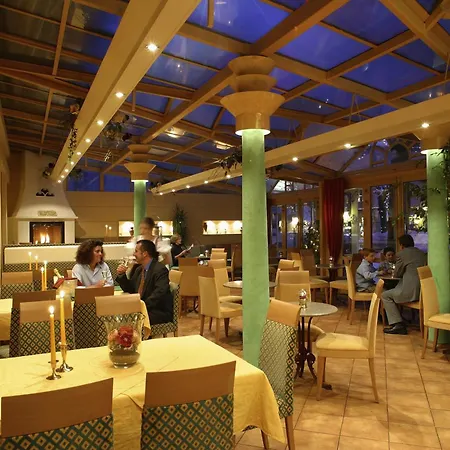 מלון Schlosskrone Füssen