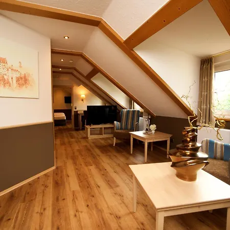 Schlosskrone Szálloda 4*