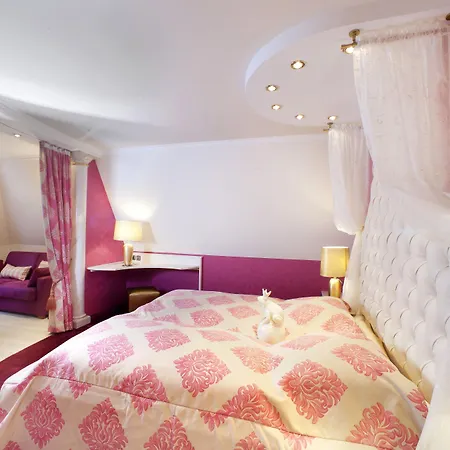 Schlosskrone Hotel 4*
