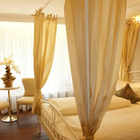 מלון Schlosskrone Füssen