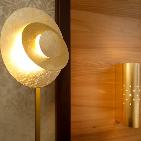 Schlosskrone מלון